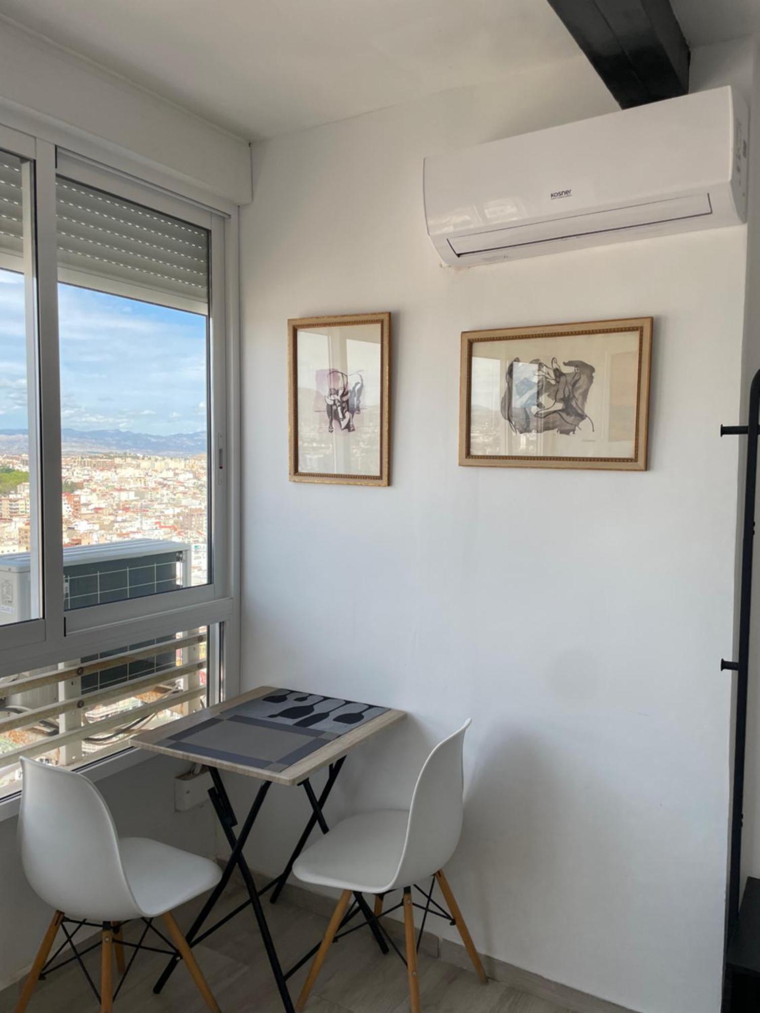 Apartament In Center Alicante
